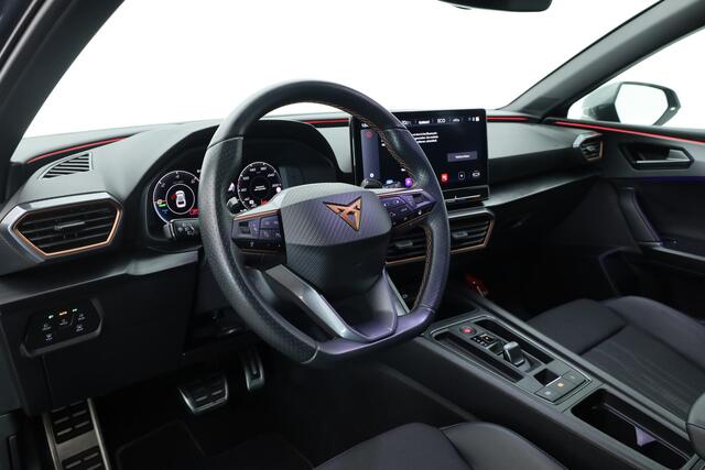 Cupra Leon 1.4 e-Hybrid 204pk | Adapt. Cruise | Camera | Apple CarPlay | Navi | Stoel- Stuurverw.