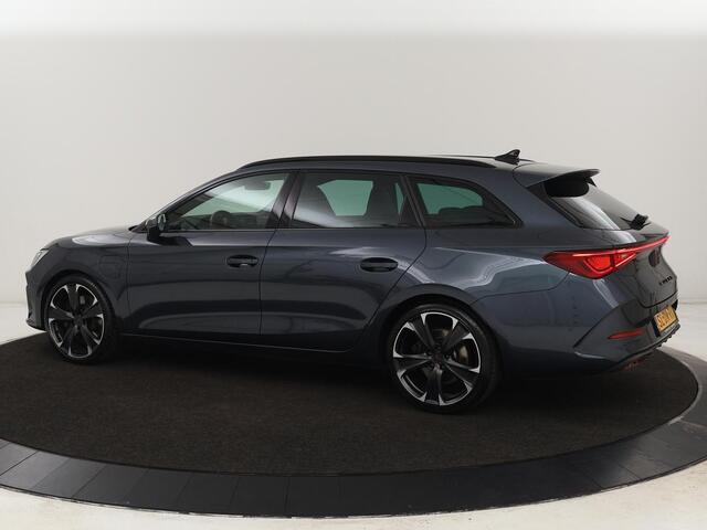 Cupra Leon 1.4 eHybrid | 245pk | Stuurverwarming | Camera | Adaptive cruise | Navigatie | Sportstoelen | Keyless | Full LED | PHEV | Plug In