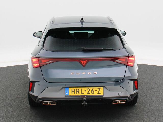 Cupra Leon Sportstourer 1.5 TSi 272 Pk e-Hybrid VZ Performance | Full LED | Trekhaak | 19 Inch | Camera | Stoelverwarming | Bucket Seats | 12.453 Km!!
