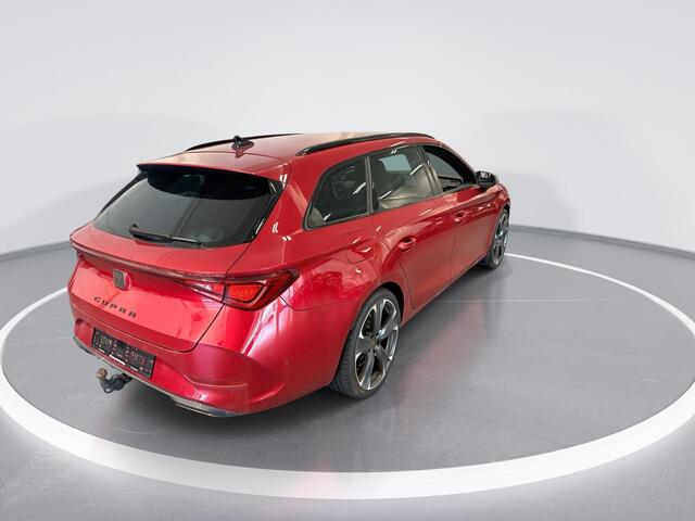 Cupra Leon Sportstourer 1.4 245pk DSG e-Hybrid VZ Performance · Camera · Elek. Trekhaak · Keyless · Apple/Android Car Play · Dodehoek Detectie · Stoel &Stuurverwarming · 19'' Inch · Garantie t/m 18-01-2027 of 90.000km