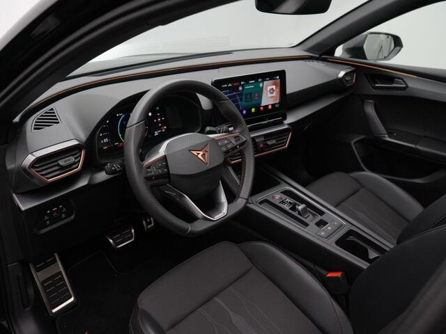 Cupra Leon Sportstourer 1.4 e-Hybrid 245 pk DSG VZ Performance | Panoramadak | Achteruitrijcamera | Adaptieve onderstelregeling (DCC) | Adaptive Cruise Control | 19 inch