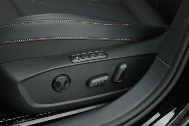 Cupra Leon Sportstourer 1.4 e-Hybrid | Pano | Adapt. Cruise | Camera | Keyless | Memory seat | Apple CarPlay