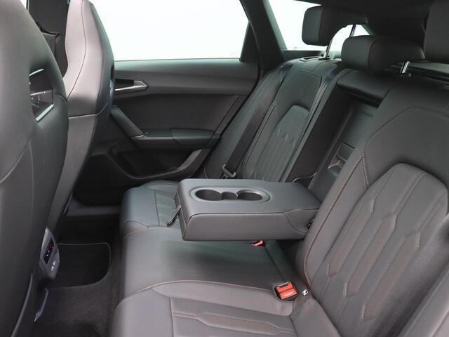 Cupra Leon Sportstourer 1.4 e-Hybrid Black Edition 245PK DSG Pano-Schuifdak, Adaptieve Cruise Controle, Virtual Pedal, Side Assist, Keyless, Stoel-Stuurverwarming, Memorystoel, 18" LM Velgen