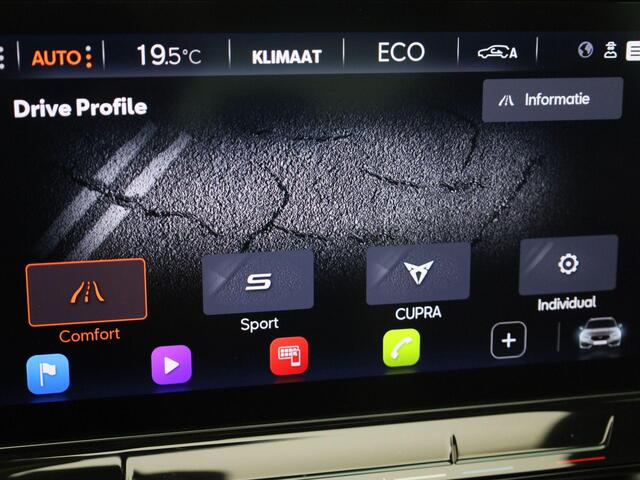 Cupra Leon Sportstourer 1.4 e-Hybrid 180kW/245PK VZ Performance DSG · Panoramadak · Navigatie · Camera + Parkeersensoren · Apple Car Play ·