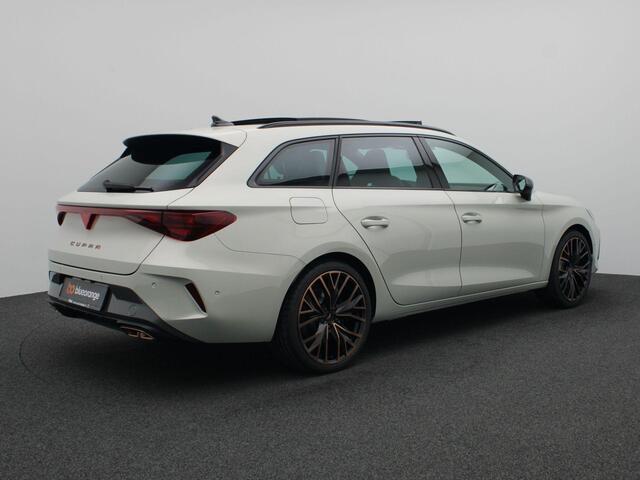 Cupra Leon Sportstourer 1.5 TSI e-Hybrid VZ Performance 272 PK DSG Trekhaak, matrix led, schuif-kanteldak, achteruitrijcamera, stuur-stoelverwarming, adaptive cruise met travel assist, elek. verstelbare voorstoel, side assist, keyless, 19" lichtmetaal