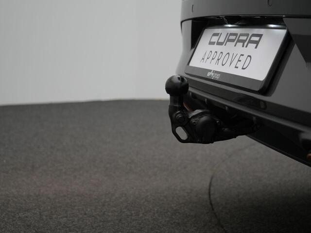 Cupra Leon Sportstourer 1.5 TSI e-Hybrid 272 pk VZ Performance | Trekhaak | Adaptieve onderstelregeling (DCC) | Kuipstoelen | CUPRA-stuur met startknop | Sennheiser geluid | Achteruitrijcamera | 19 inch