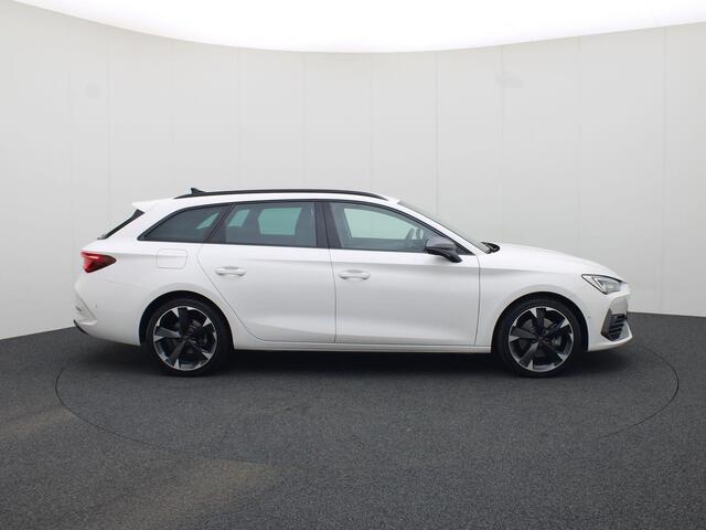 Cupra Leon Sportstourer 1.4e-Hybrid 150kW/204PK VZ DSG · Navigatie · Camera + Parkeersensoren · Keyless