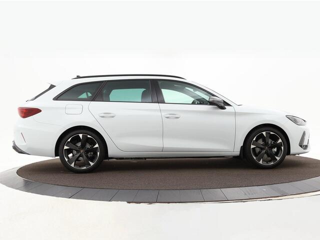 Cupra Leon Sportstourer 1.5 Tsi 204pk DSG e-Hybrid VZ Performance · Camera · Apple/Android Car Play · Elek. Trekhaak · Elek. Achterklep · 18'' Inch · Garantie t/m 20-05-2028 of 90.000km