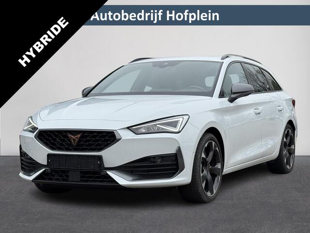 Cupra Leon Sportstourer 1.5 eTSI Automaat Business Edition | Panorama Schuifdak | Navigatie | Climate Control | LED Verlichting | 18"Lmv | Camera | Keyless Go | Apple Carplay/Android Auto ( Vestiging - Vianen )