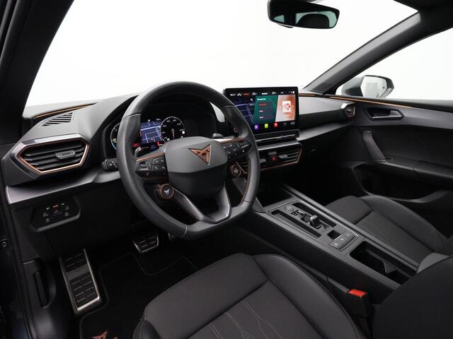 Cupra Leon Sportstourer 1.4 e-Hybrid 245 pk DSG VZ Performance | Trekhaak | Adaptief onderstel | Stuur-/stoelverwarming | Achteruitrijcamera