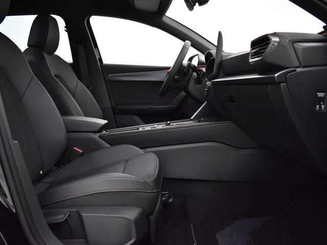 Cupra Leon Sportstourer 1.5 TSI 204pk DSG e-Hybrid Business · Camera · Apple/Android Car play · Elek. Trekhaak · Keyless · 18'' Inch · Garantie t/m 11-06-2028 of 100.000km