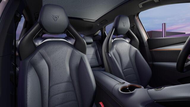 Cupra Tavascan VZ Extreme 82 kWh | 360 camera | Head-up display | Matrix LED | Sennheiser sound | Sabelt CUP stoelen | Leder | Stoelverwarming en ventilatie | Travel Assist