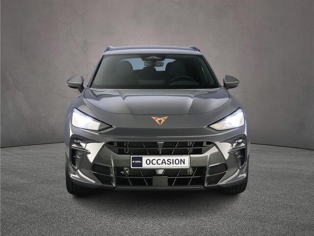 Cupra Terramar Business 1.5 TSI eHybrid 204pk DSG Automaat Trekhaak, Head up display, Adaptive cruise control, Navigatie, Elektrische achterklep, Stuurwiel verwarmd, Achteruitrijcamera