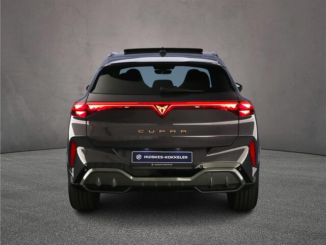 Cupra Terramar VZ Performance 1.5 TSI e-Hybrid 272pk DSG Automaat Panoramadak, 360 camera, Head up display, Adaptive cruise control, LED matrix koplampen, Lederen bekleding