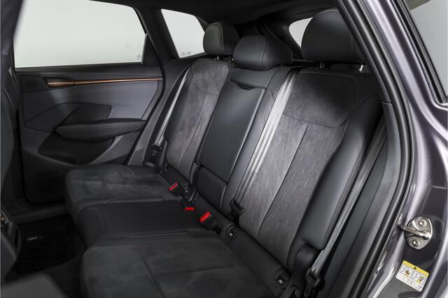 Cupra Terramar 1.5 TSI e-Hybrid 272 PK VZ Performance | S/K-Panodak | Sennheiser Audio | Adapt. Cruise | Memory Stoel | Stoel-+Stuurverw. | PDC | 360 Camera | NAV + App. Connect | ECC | Elek. Klep | LM 19" | Dark Void lak | 5209