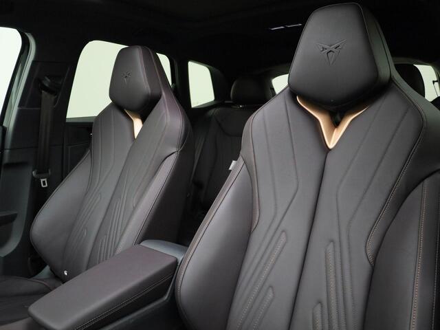 Cupra Terramar 1.5 TSIe-Hybrid 272pk DSG VZ America s CUP · Panoramadak · Leder · Android/Apple · Garantie tot oktober 2026