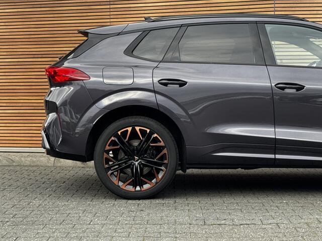 Cupra Terramar 1.5 TSI e-Hybrid VZ America s CUP Panoramadak / Lage km stand / 360 Camera