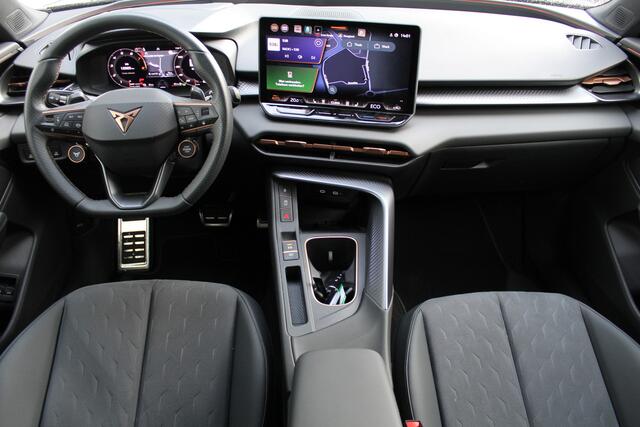 Cupra Terramar 1.5 TSI e-Hybrid VZ Performance | Head-Up Display | Memory stand stoelen | Stoel & Stuurverwarming | 360* Camera | Draadloze telefoonlader | Elektrische kofferbakklep | Apple CarPlay/Android Auto | Adpative cruise | Keyless entry/start | Sennheiser audios