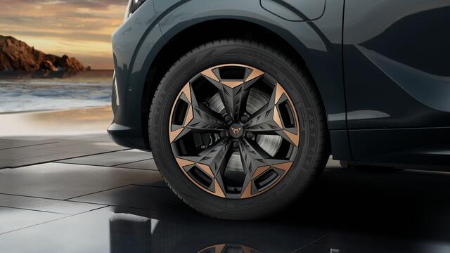 Cupra Terramar 1.5 TSI e-Hybrid 272 6DSG VZ Performance | 360 graden camera | Achteruitrijcamera | Draadloze Apple CarPlay(TM), Android Auto(TM)