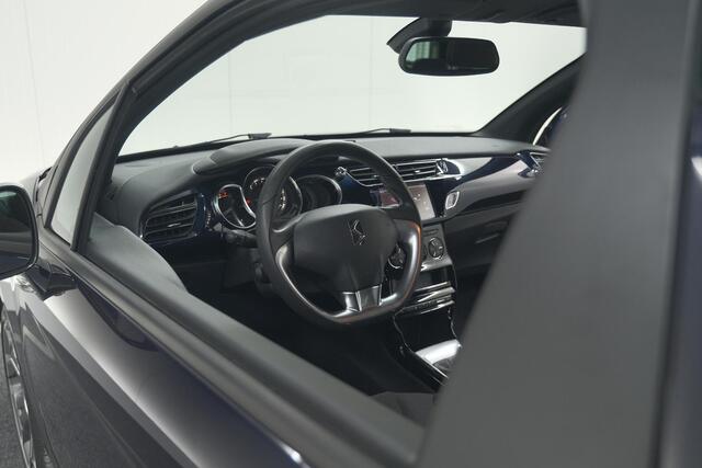 DS DS 3 PureTech 110 So Chic | Camera | Navigatie | Parkeersensoren | Climate Control