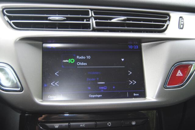 DS DS 3 1.2 PureTech So Chic Lage Km stand. Originele NL auto