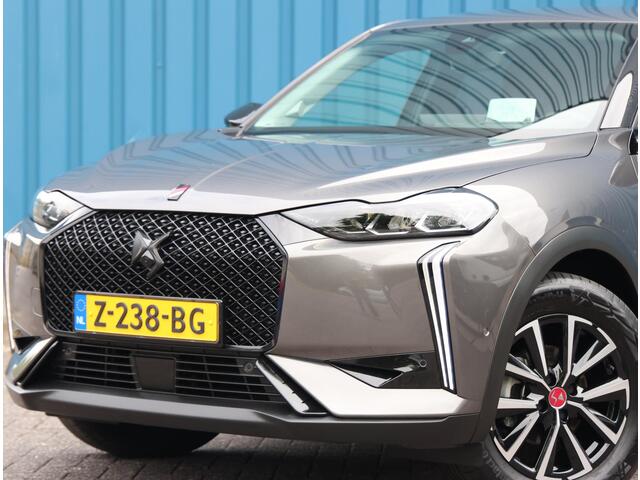 DS DS 3 1.2 130PK Performance Line | AppleCarPlay/AndroidAuto | Navigatie | Climate Control | Adaptief Cruise Control | 360'Camera | Alcantara | Keyless | Head-Up Display | Privacy Glass | Isofix |