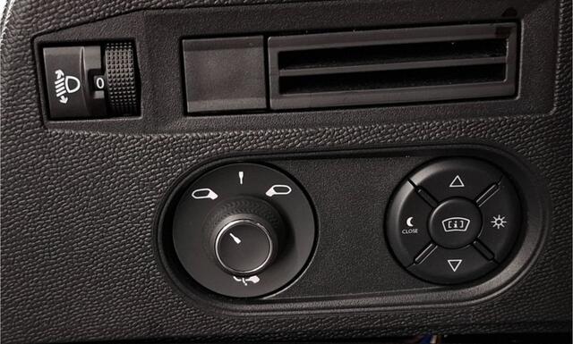 DS DS 3 1.2 PureTech Performance Line Navigatie / keyless / Camera 360