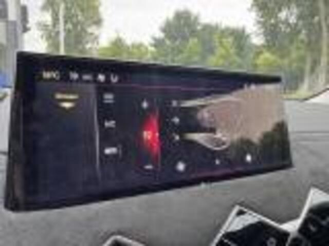 DS DS 3 Hybrid 136 Performance Line Black Edition!