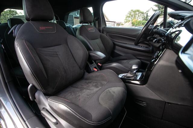 DS DS 3 1.2 PureTech automaat Performance Line Onderhoudshistorie | Nav | Cam | Cruise
