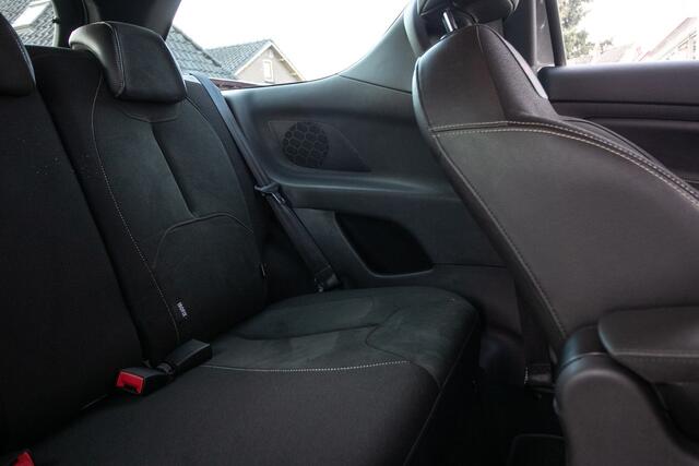 DS DS 3 1.2 PureTech automaat Performance Line Onderhoudshistorie | Nav | Cam | Cruise