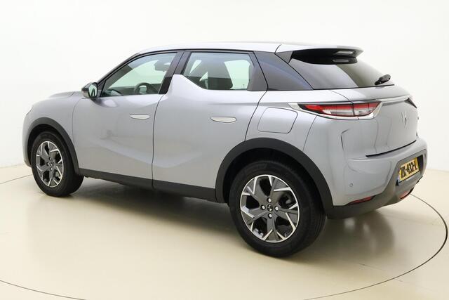 DS DS 3 CROSSBACK 1.2T Business GRATIS TREKHAAK! | Hoge zit | Keyless Entry | Navigatie | Climate Control | Parkeersensoren | Apple Carplay | Android Auto | Lichtmetalen velgen