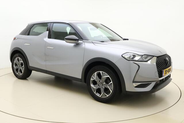 DS DS 3 CROSSBACK 1.2T Business GRATIS TREKHAAK! | Hoge zit | Keyless Entry | Navigatie | Climate Control | Parkeersensoren | Apple Carplay | Android Auto | Lichtmetalen velgen
