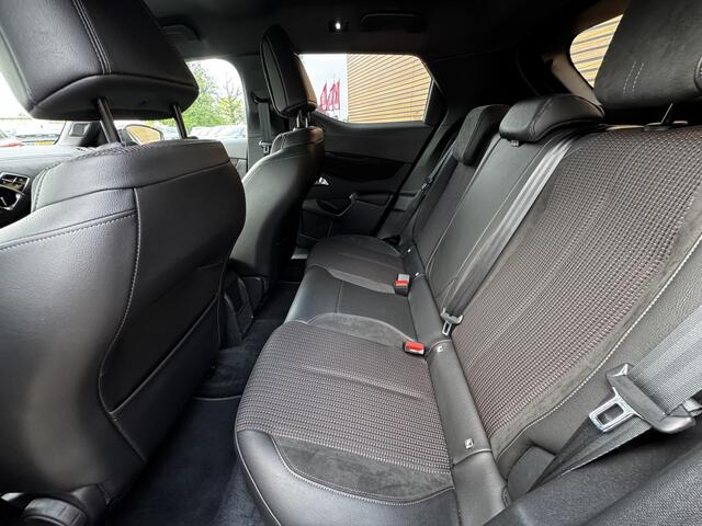 DS DS 3 CROSSBACK E-Tense Performance Line+ 50 kWh Camera / Navigatie / Lm velgen