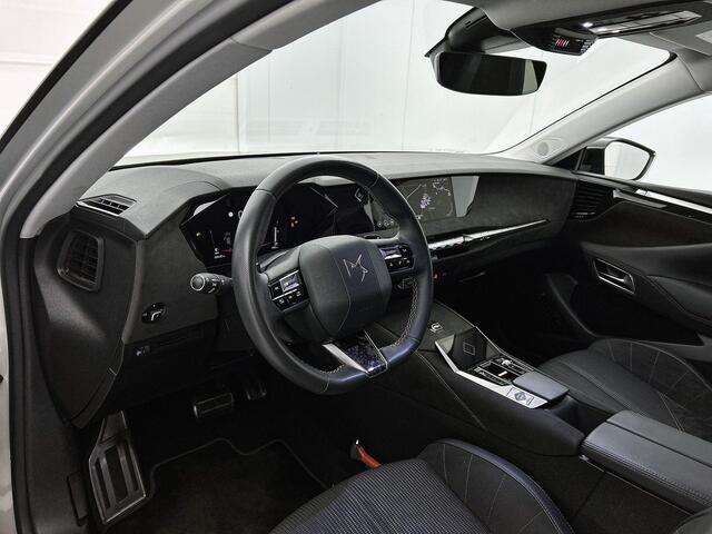 DS DS 4 Performance Line 130PK Automaat | Navigatie | Achteruitrijcamera | Parkeersensoren Voor en Achter | Alcantara Bekleding | Verwarmd Comfortstoelen | LED Koplampen | Keyless Entry/Start | 19" Lichtmetalen Velgen | Apple Carplay/Android Auto |