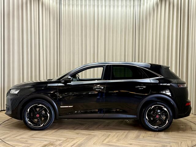 DS DS 7 Crossback 1.6 PureTech Performance Line *Leder/Alcantara Sportstoelen* Eerste Eigenaar / Carplay / Camera / Cruise Control / Navigatie / ECC Clima / 19'' LMV