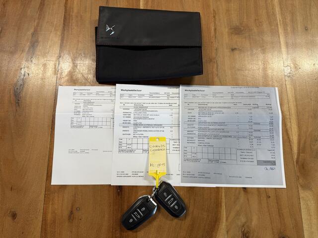 DS DS 7 Crossback 1.6 PureTech Performance Line *Leder/Alcantara Sportstoelen* Eerste Eigenaar / Carplay / Camera / Cruise Control / Navigatie / ECC Clima / 19'' LMV