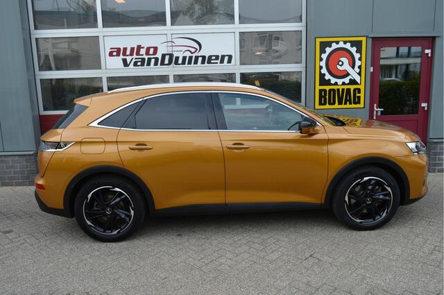 DS DS 7 Crossback E-Tense 4x4 Executive PHEV O.a: Pano dak, Wegklapbare trekhaak, Key-less, Camera, Pdc, Etc... Rijklaar! All-In prijs!