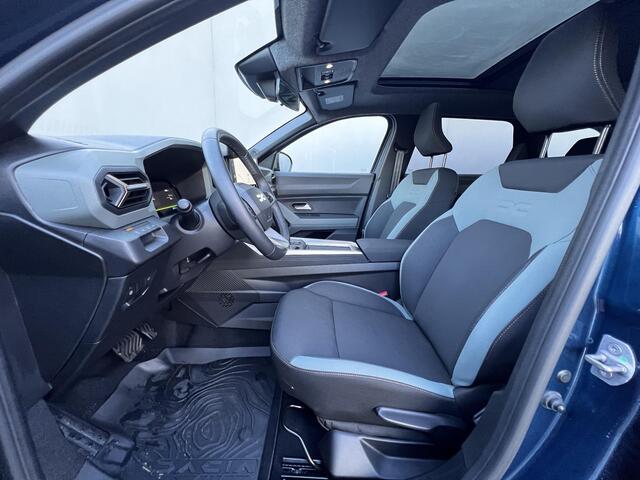 Dacia Bigster 1.8 Hybrid 155 Extreme Automaat / Trekgewicht 1.000 kg / Schuifdak / Navigatie / Adaptieve CC / Elektrische klep / Stuur-, stoel- en voorruitverwarming / 18" LM wielen / Apple Carplay Android /