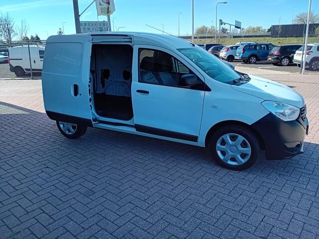 Dacia DOKKER 1.6 MPI 100, Airco, Multimedia voorbereiding, Bluetooth telefoonverbinding, Elektrische ramen, Elektrische spiegels, Centrale vergrendeling met afstandsbediening, BOVAG