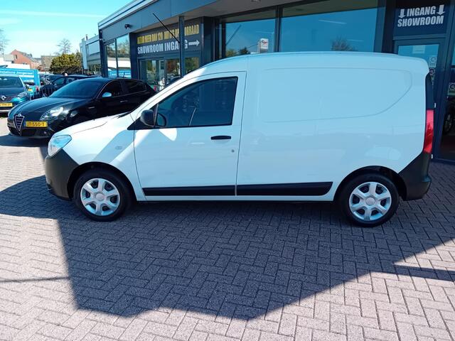 Dacia DOKKER 1.6 MPI 100, Airco, Multimedia voorbereiding, Bluetooth telefoonverbinding, Elektrische ramen, Elektrische spiegels, Centrale vergrendeling met afstandsbediening, BOVAG