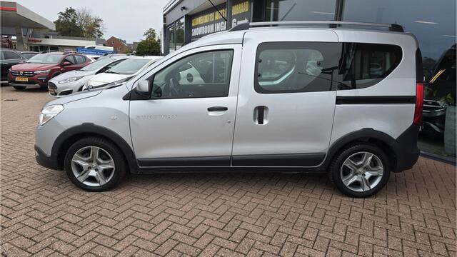 Dacia DOKKER 1.3 TCe Stepway* 131 PK* 5 Zitplaatsen*6 BAK*Navigatie*PDC*Elektrische Ramen* Bovag Garantie