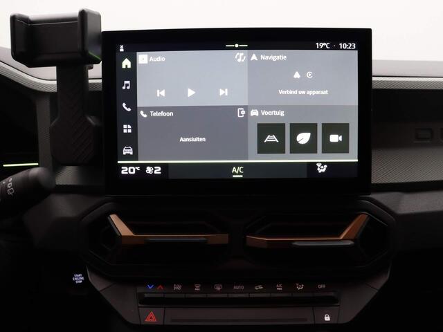 Dacia DUSTER TCe 130 mild hybrid Journey | Demo | Pack Parking | Media Display 10,1" Touchscreen, Radio DAB+ met Apple CarPlay & Android Auto | Elektrische handrem | 18'' lichtmetalen diamantée ''TAGASAN |