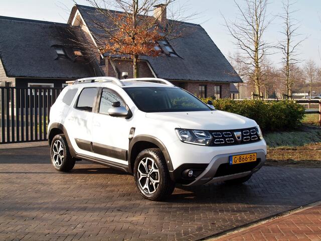 Dacia DUSTER 1.6 SCe Prestige | Unieke bedrijfswagen | 4X4 | Camera | Trekhaak | Stoelverwarming |