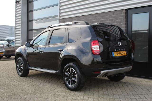 Dacia DUSTER 1.2 TCe 4x2 Blackshadow / Camera / Leer / N.A.P.