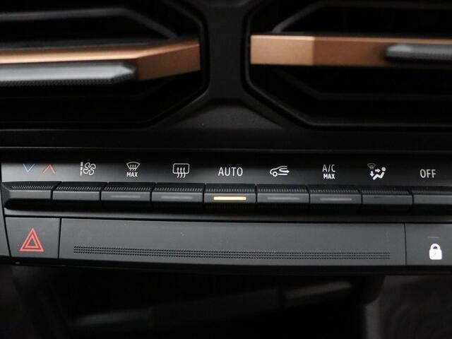 Dacia DUSTER TCe 130pk mild hybrid Extreme 360° Camera | Climate | Navi | Parksens. v+a