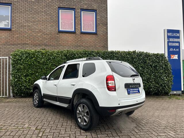 Dacia DUSTER 1.2 TCe 4x2 Lauréate Airco, Cruise C, Navigatie, Leder Int!!!!