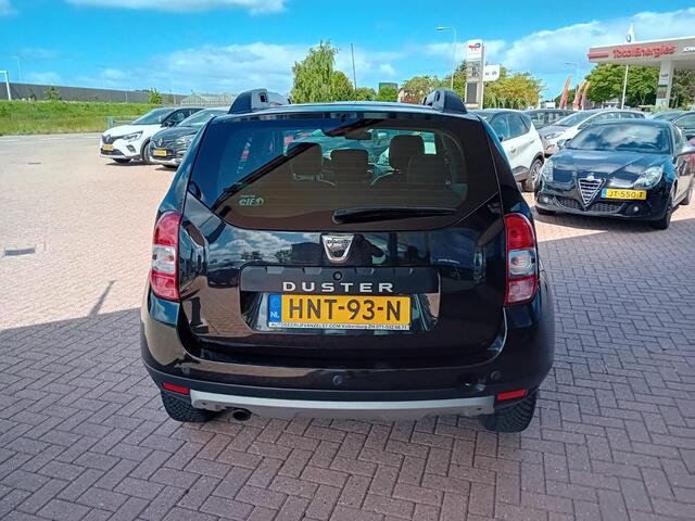 Dacia DUSTER 1.2 TCe 4x2 Prestige, Airco, Multimediasysteem, Navigatie, Bluetooth, Parkeersensoren, Camera, Cruise control, Stoelverwarming, Elektrische ramen en spiegels, Lichtmetalen velgen, Centrale vergrendeling met AB, Nette auto, Dealer onderhouden, BOVAG