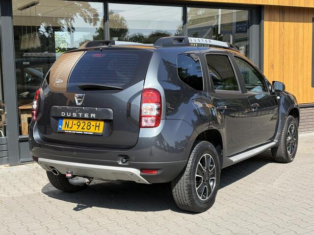 Dacia DUSTER 1.2 TCe Blackshadow Camera, Trekhaak, Navi, Leer, Garantie
