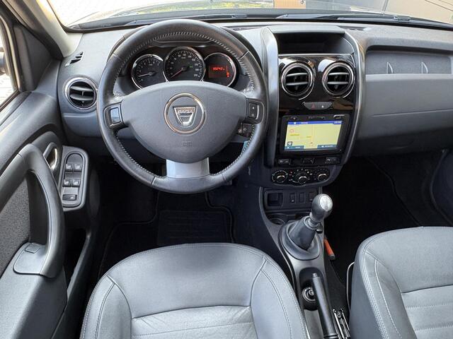 Dacia DUSTER 1.2 TCe Blackshadow Camera, Trekhaak, Navi, Leer, Garantie