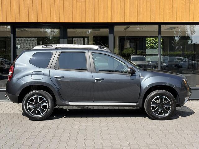Dacia DUSTER 1.2 TCe Blackshadow Camera, Trekhaak, Navi, Leer, Garantie